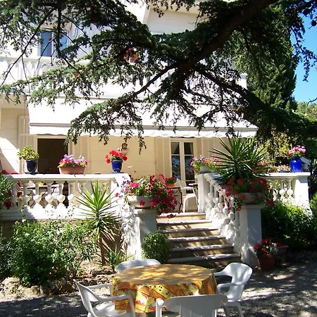 Hotell Le Thimothee : & Saint-Raphaël