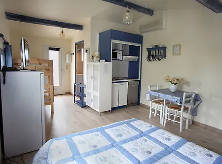 Le Thimothee : & Hotel Saint-Raphael (Var)