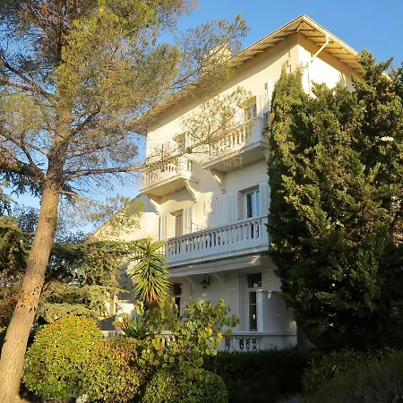 Le Thimothee : & Hotell