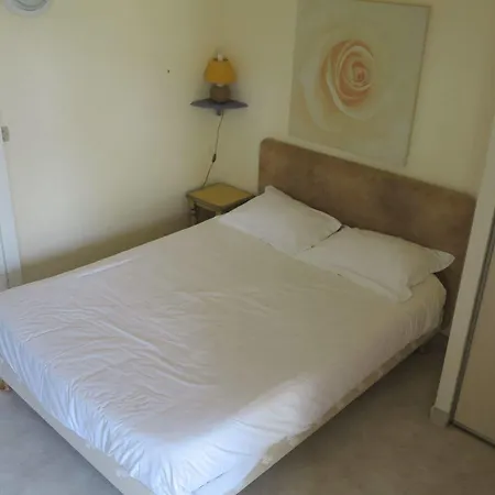 Le Thimothee : & Hotell Saint-Raphaël