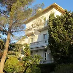 Le Thimothee : & Hotel