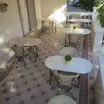 Le Thimothee : & Hotel 2*