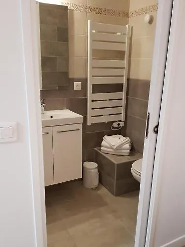 勒特姆特酒店和一室公寓