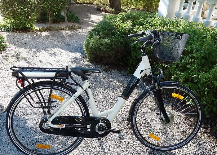 Готель Le Thimothee : & 2*